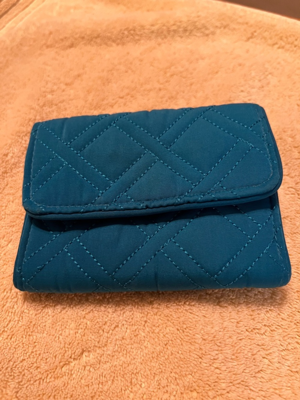 **REDUCED** Vera Bradley Turquoise Quilted Trifold Riley Wallet